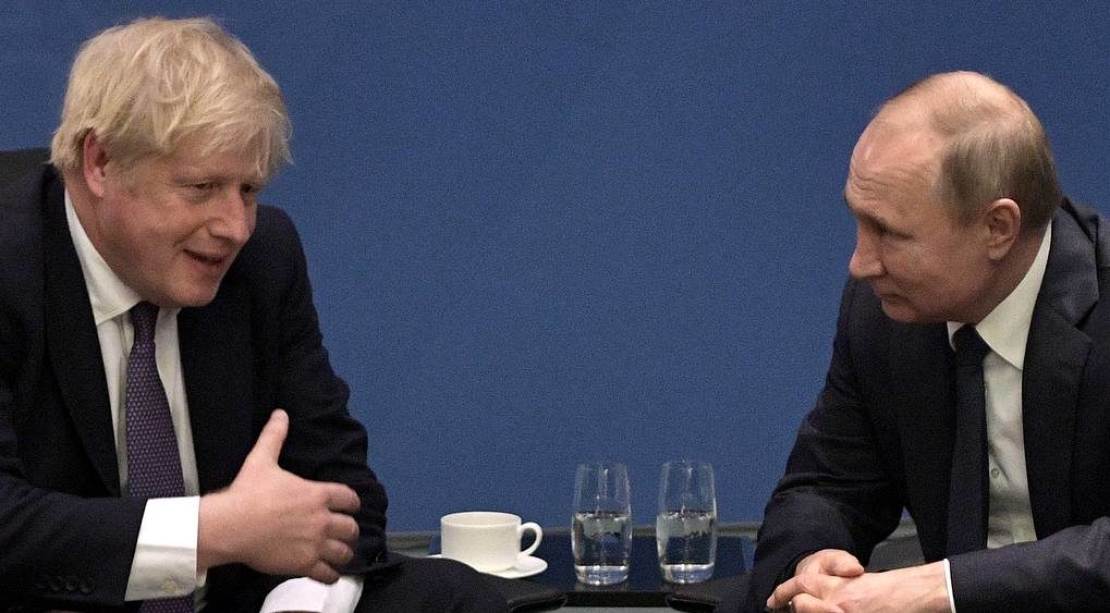 COVID-19 добрался до Бориса Джонсона и администрации Путина