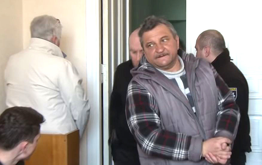 Пенсионер, избивший на избирательном участке девушку-полицейского, отправится в исправительный центр