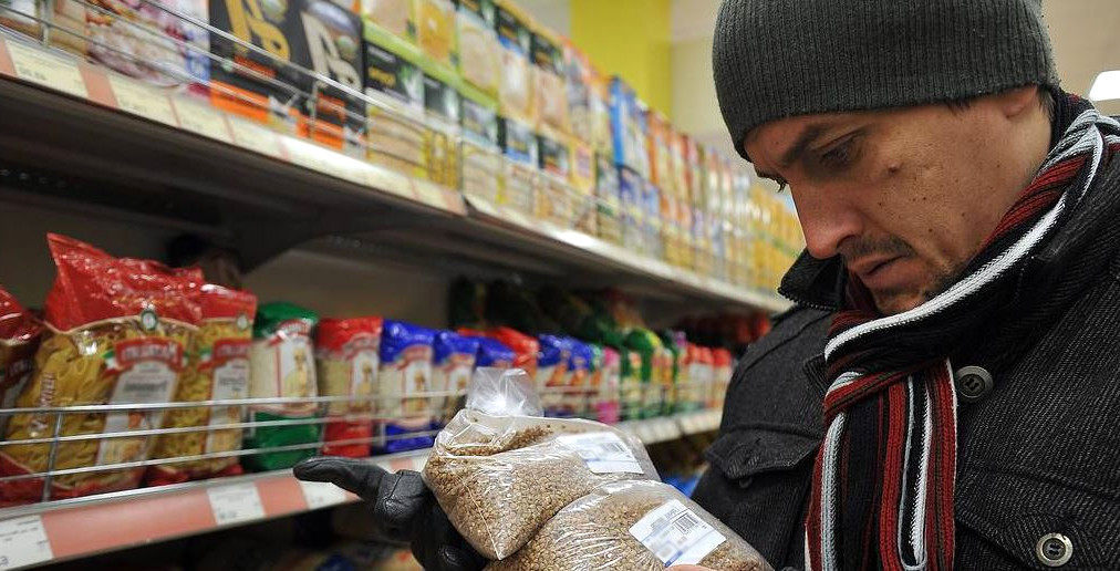 Змова постачальників і супермаркетів? Чому продукти в супермаркетах дорожчають