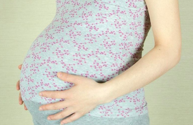 В Одессе судили мать, малолетняя дочь которой забеременела