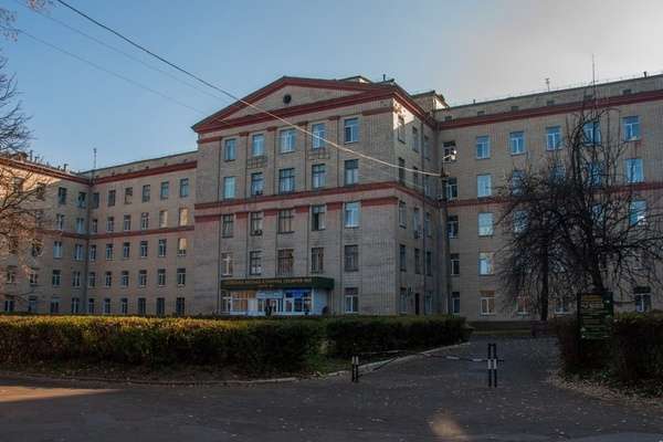 Закрыта на карантин. В киевской больнице коронавирусом заразились 15 медиков
