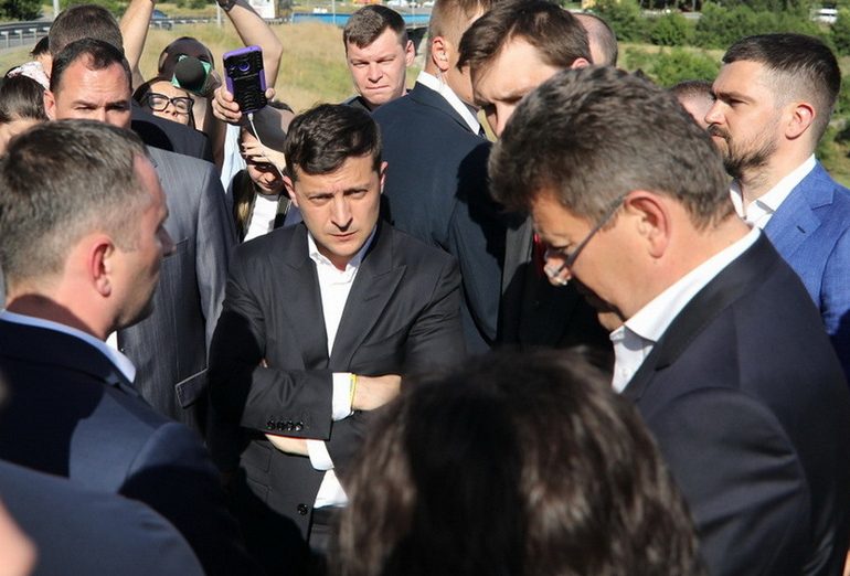 Зеленський: СБУ і МВС відреагували на невиконання карантинних заходів мером Запоріжжя