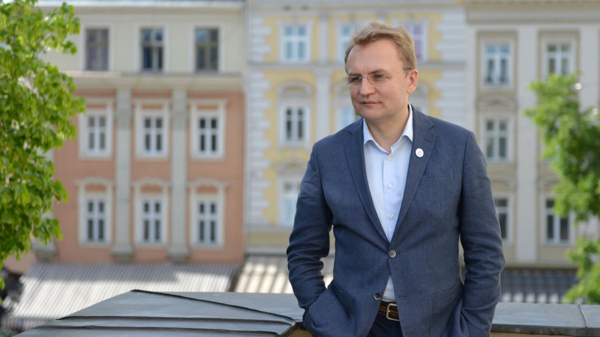 Мер Львова скоротить майже двісті держслужбовців в міськраді із-за безгрошів'я