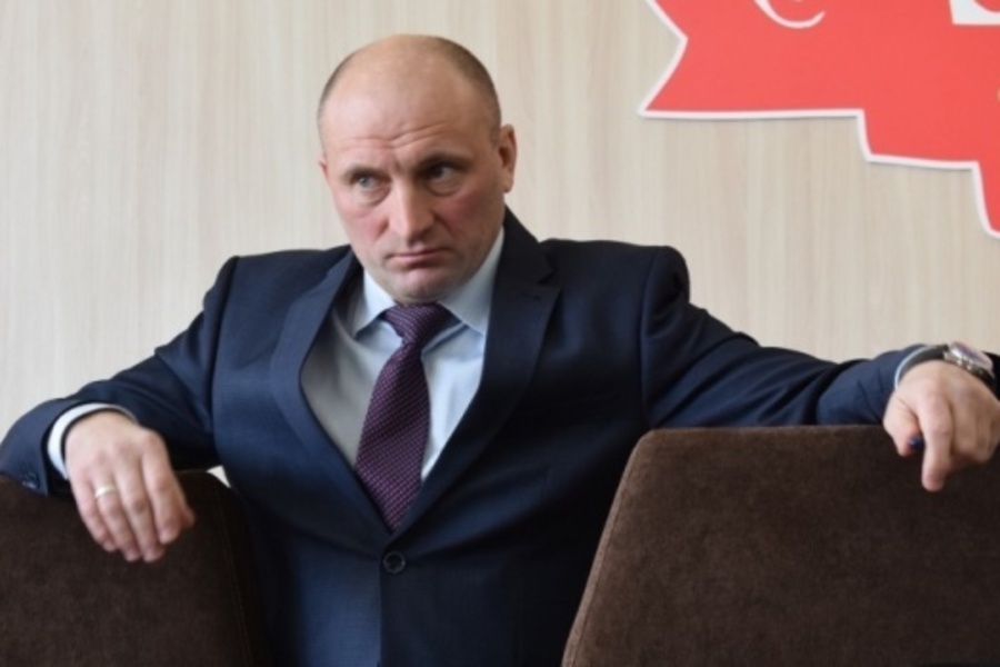 Передивився фільмів на карантині? Мер Черкас погрожує Зеленському опором