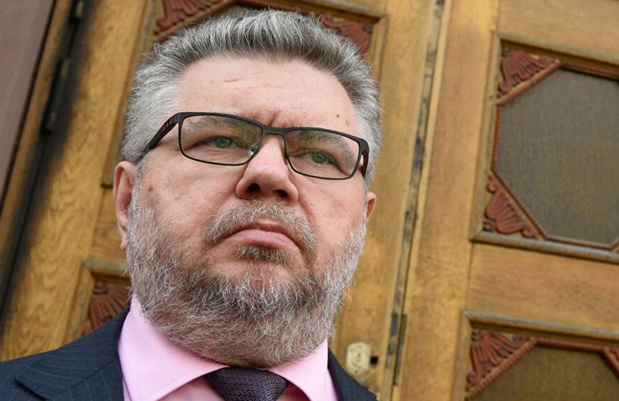 Адвокат Петра Порошенка не сказав, чи піде його клієнт на наступний допит в ДБР