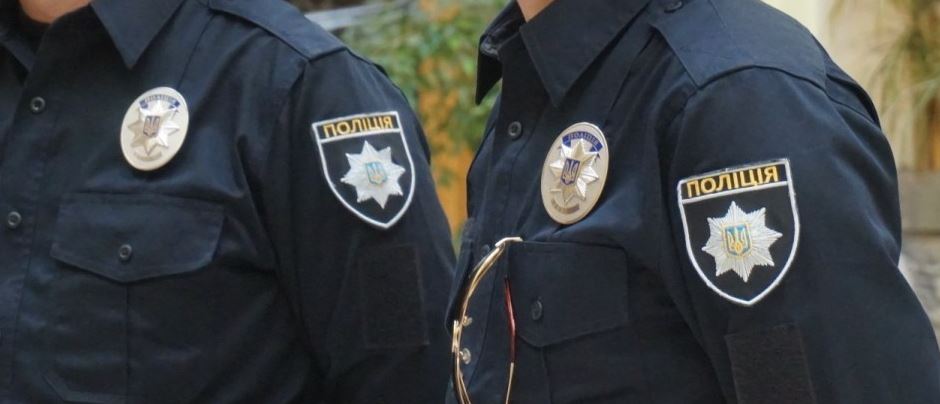 В Киевской области двое полицейских изнасиловали женщину