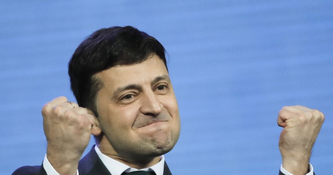 Сегодня – первый год Зеленского. Как он его провел в президентском кресле?