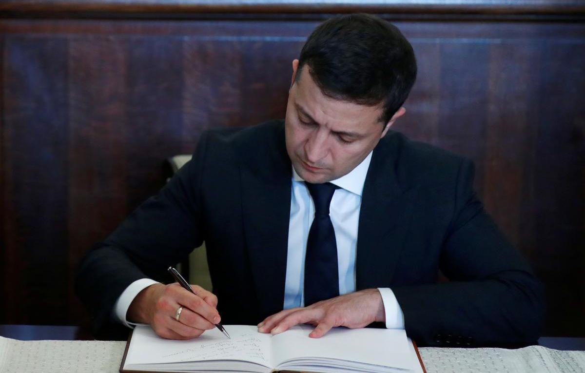 Столичний переділ: Зеленський за один день розібрався з главами усіх районів Києва