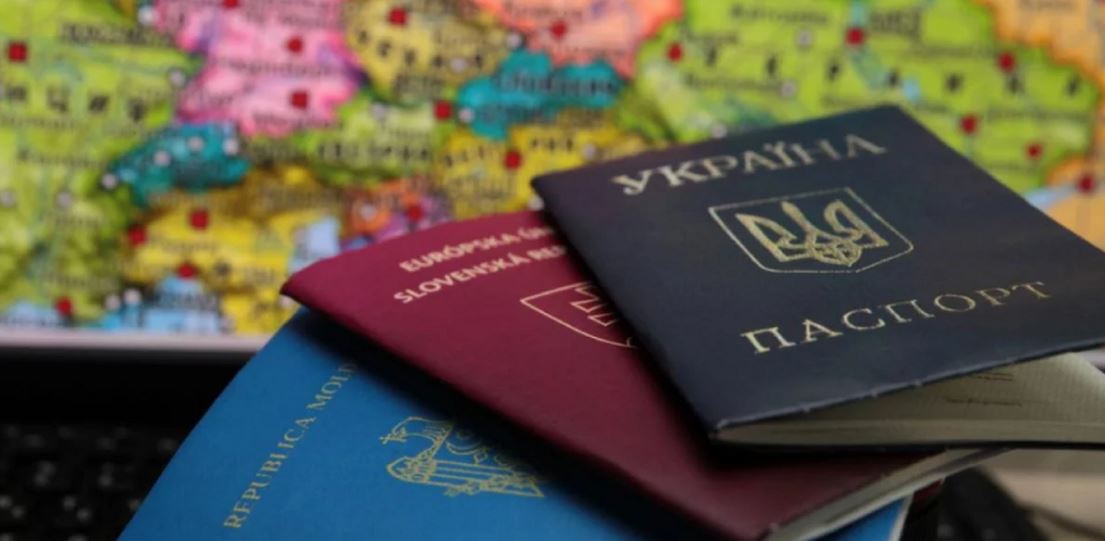 Окрім держслужбовців і росіян - в Україні можуть дозволити подвійне громадянство