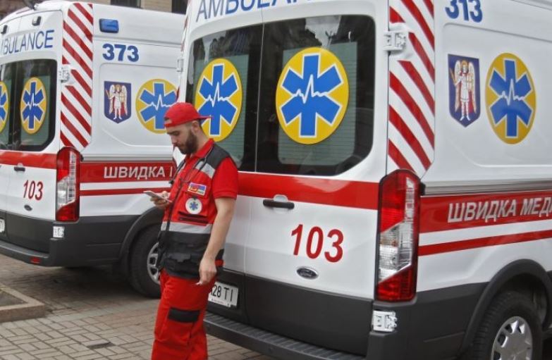 В тернопольском селе мужчина погиб, получив травмы при кормлении домашней птицы