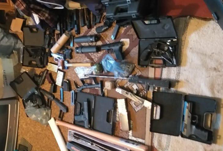 Раніше судимий львівський священик затриманий за торгівлю зброєю
