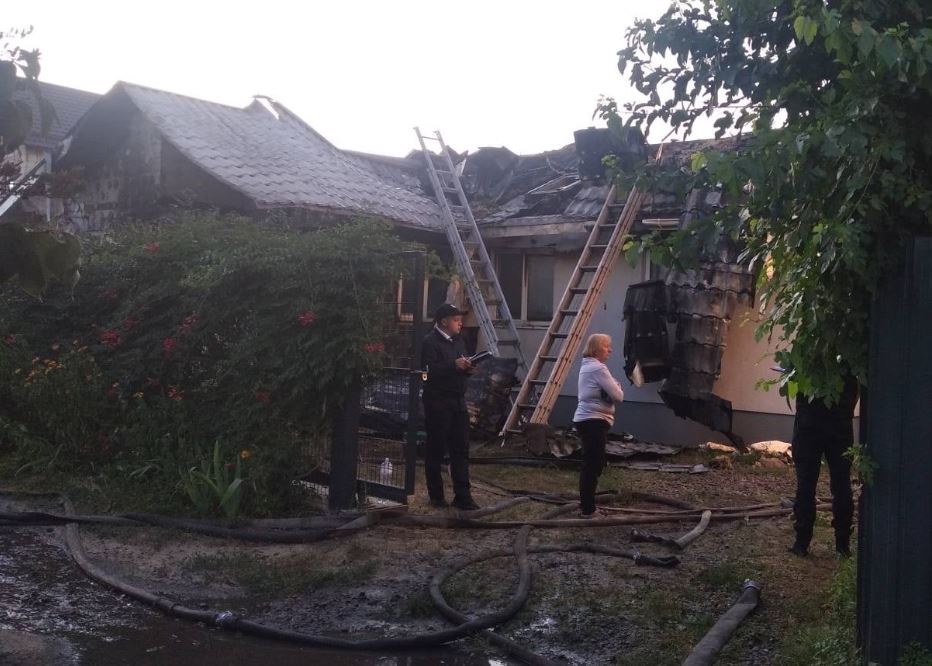 Главе «Центра противодействия коррупции» Шабунину подожгли дом