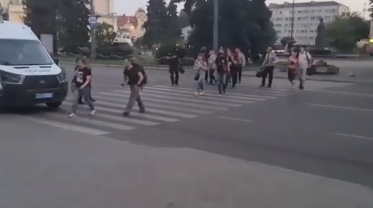 Все заложники Кривоша уже дома, медпомощь им не понадобилась