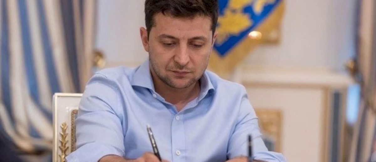 Зеленського притягнули до відповідальності за ігнорування декларування