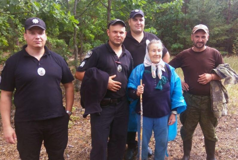 В ходе поисковой операции на Черниговщине нашли 84-пенсионерку, заблудившуюся в лесу