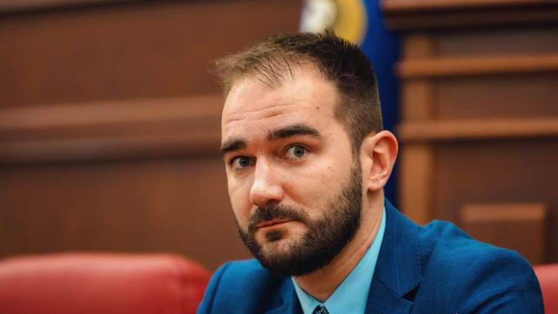 Депутат від «Слуги народу» вимагав хабар в розмірі $200 000 за законопроект про сміття