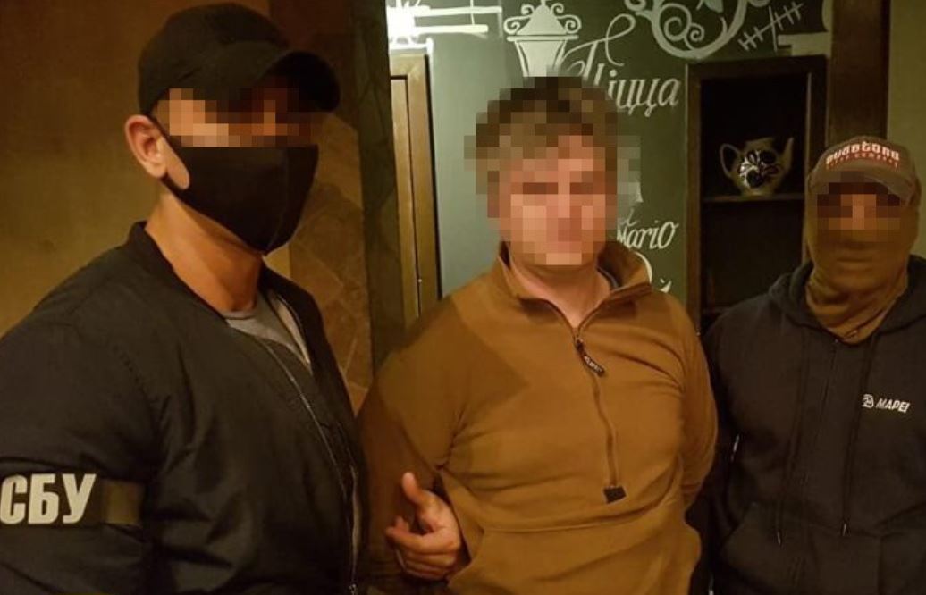 Из мест лишения свободы главарь ОПГ руководил военными-преступниками