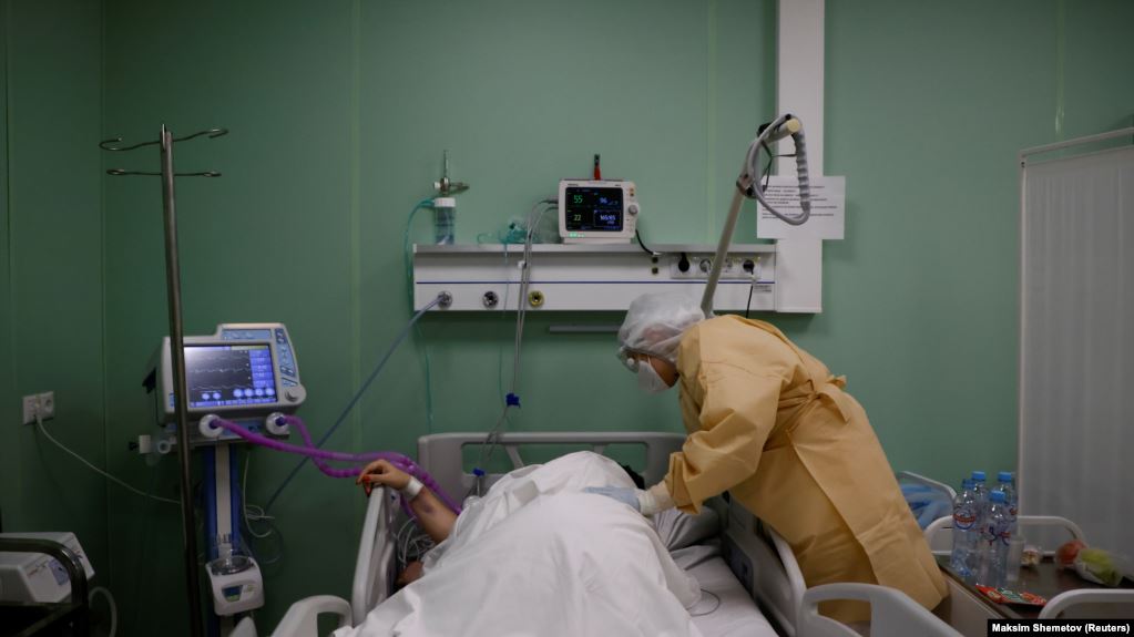 В России число заболевших COVID-19 превысило отметку два миллиона человек