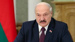 Лукашенко пригрозив закрити кордон для українських товарів у відповідь на санкції