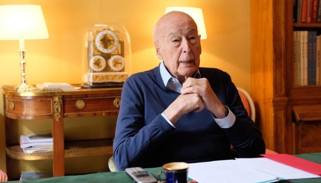 От коронавируса умер бывший президент Франции Валери Жискар д'Эстен