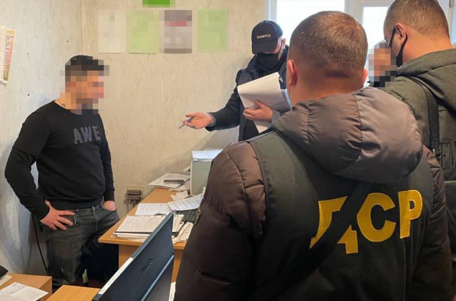 В Донецкой области чиновники экологической инспекции попались на взятке