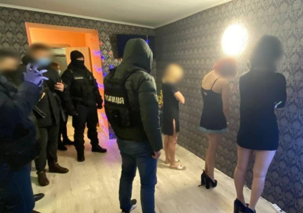 В Одессе прикрыли бордель с немолодыми путанами