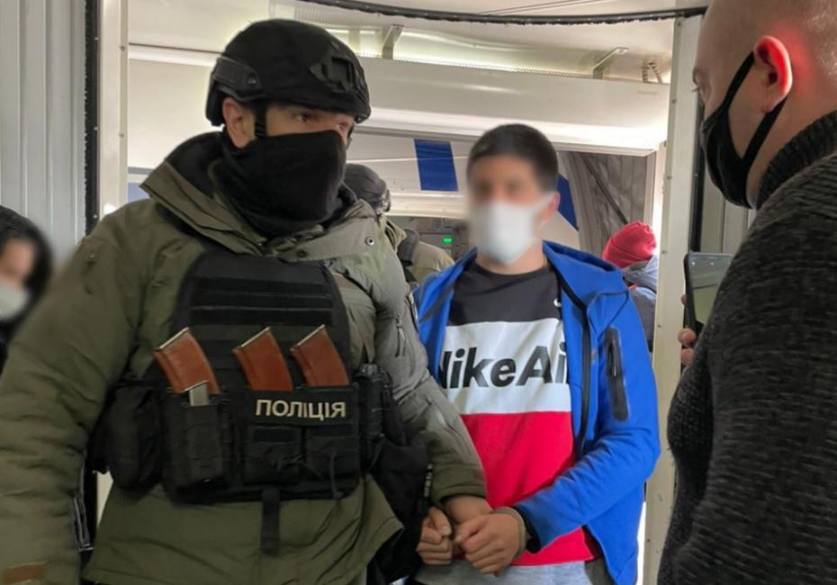 Турция экстрадировала в Украину убийцу из Гидропарка
