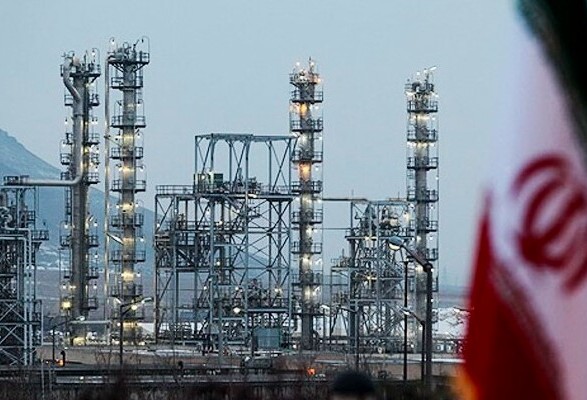 Иран вновь требует от США первыми вернуться к выполнению ядерной сделки