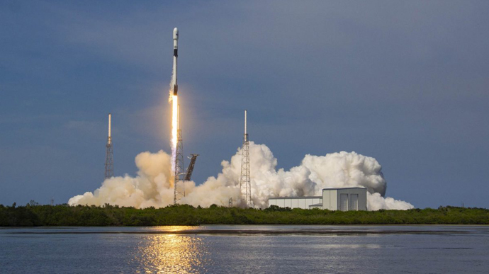 SpaceX вывела на орбиту еще 60 спутников Starlink