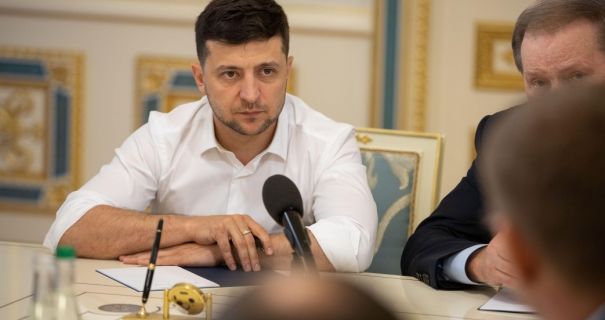 Почти 60% украинцев не хотят видеть Зеленского президентом во второй раз, - опрос
