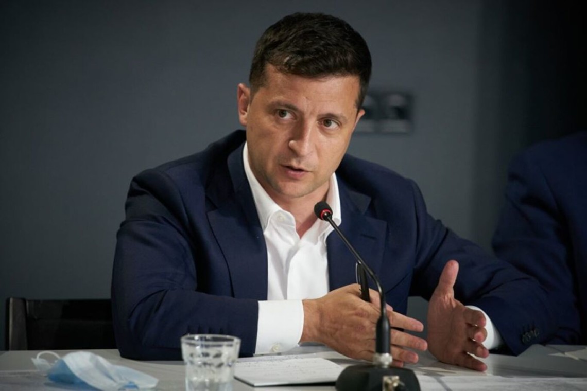 Зеленский ветировал закон о конкурсах на госслужбе