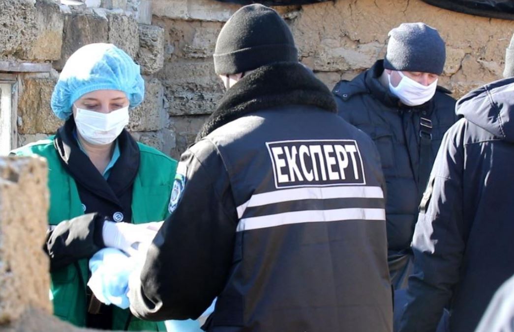 На Херсонщине ищут убийцу 7-летней девочки
