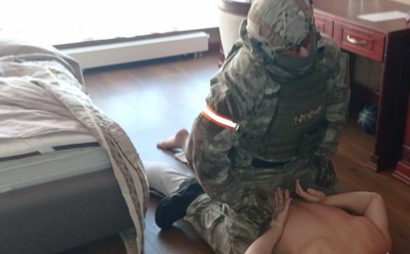 Група злочинців обкрадала держава через Фонд гарантування вкладів