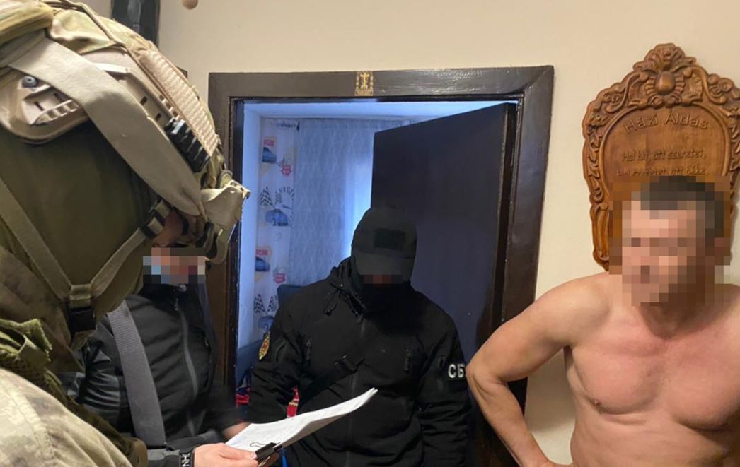 На Закарпатье главу областного Госгеокадастра подозревают в махинациях с землей