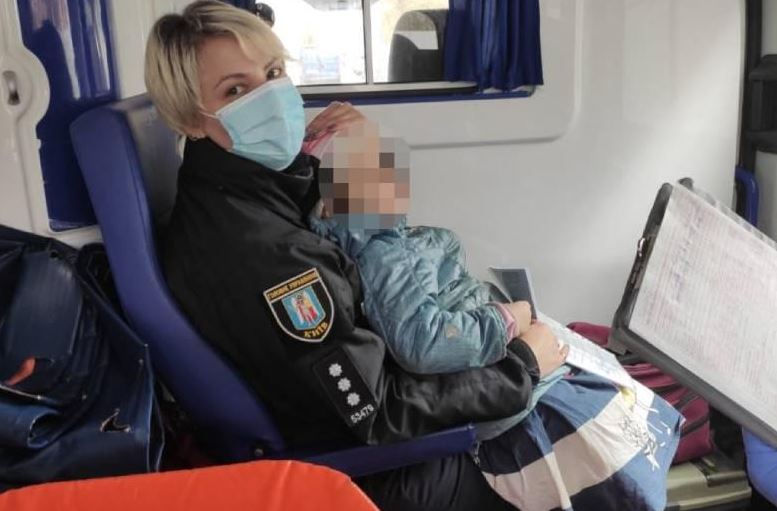 Наркоманам, задержанным в Киеве с 3-летней девочкой, грозит тюрьма