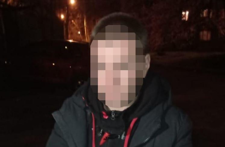 В Киеве под предлогом трудоустройства изнасиловали 19-летнюю девушку