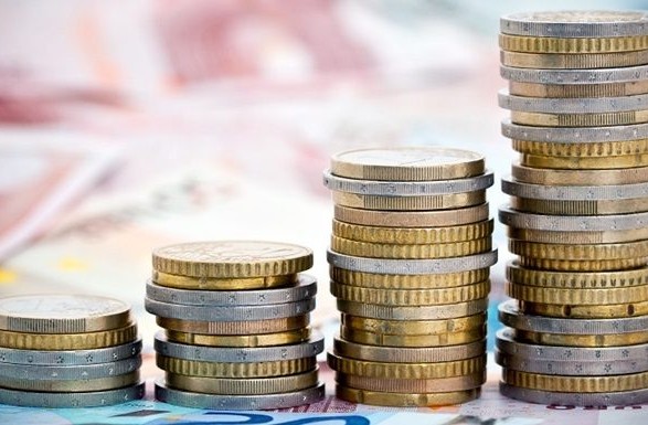 Держборг у березні скоротився на понад мільярд доларів