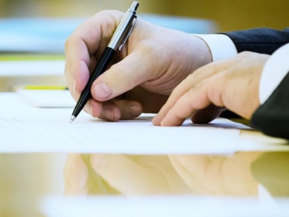 Президент України призначив послів у чотирьох країнах