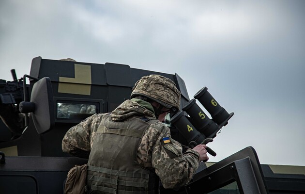 Бійці ЗСУ відповіли вогнем на мінометні обстріли позицій у Донбасі