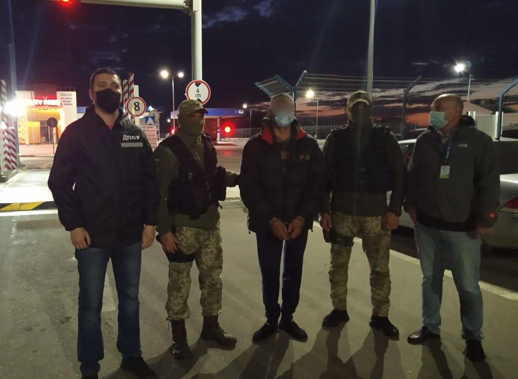 Одесские пограничники задержали преступника, 5 лет скрывавшегося от тюрьмы